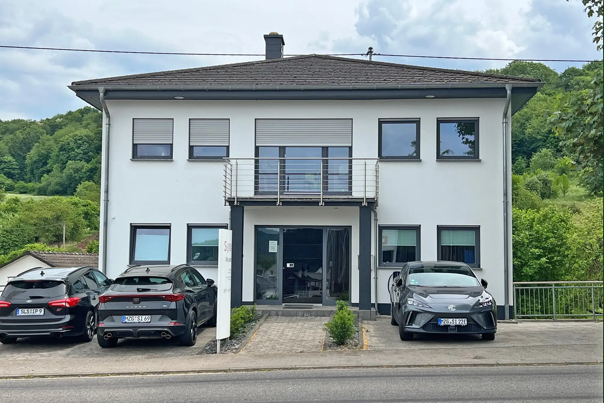 Außenansicht des Signum Musterhauses in Wadern-Nunkirchen